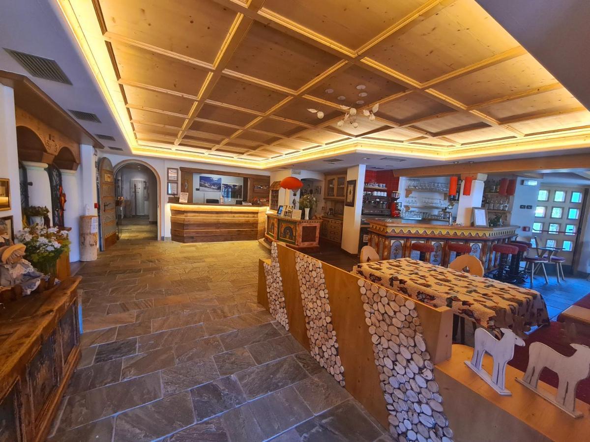 Hotel Piedibosco Moena Εξωτερικό φωτογραφία